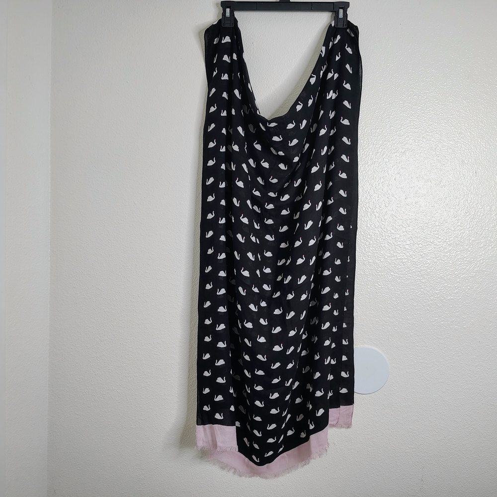 Kate Spade Black and White Swan Pattern Scarf - Picture 11 of 11